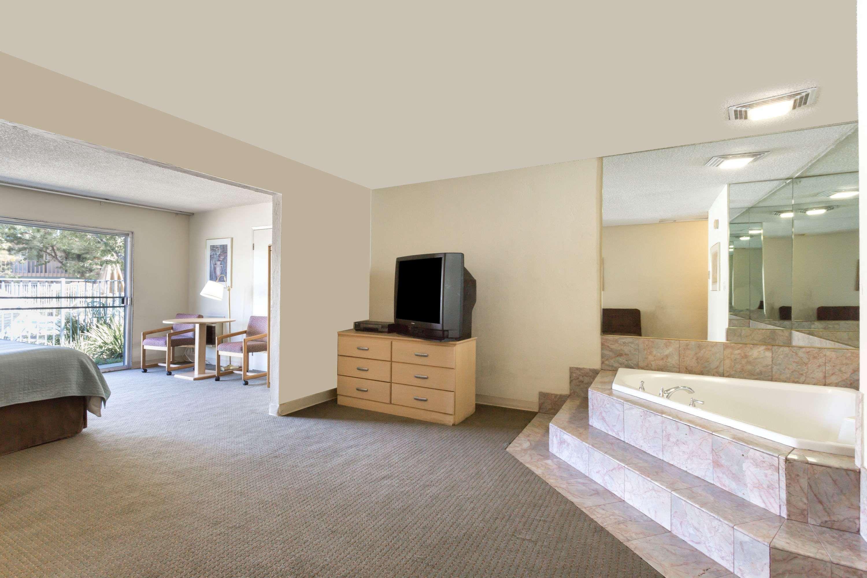 Days Inn By Wyndham Novato/San Francisco Luaran gambar