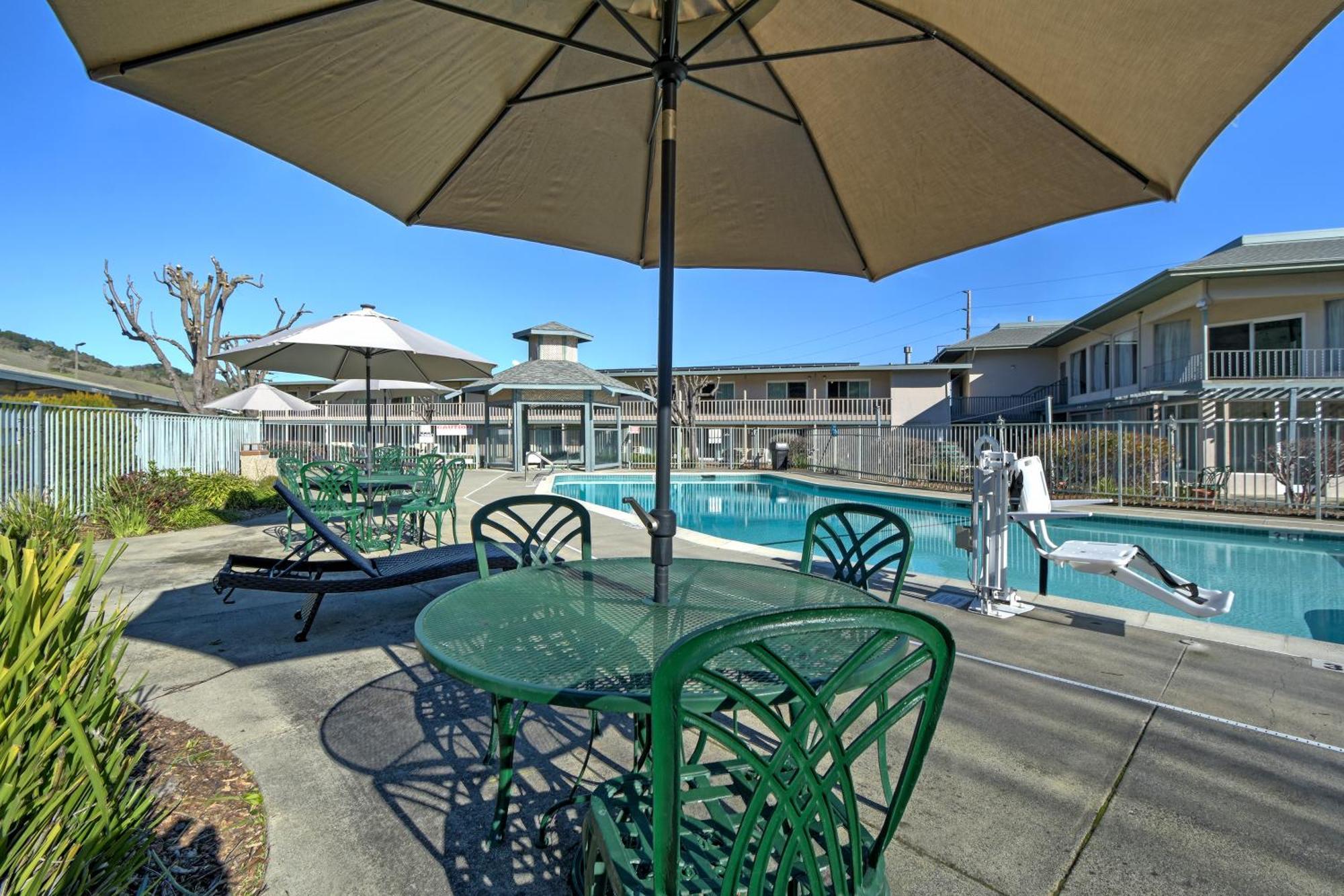 Days Inn By Wyndham Novato/San Francisco Luaran gambar